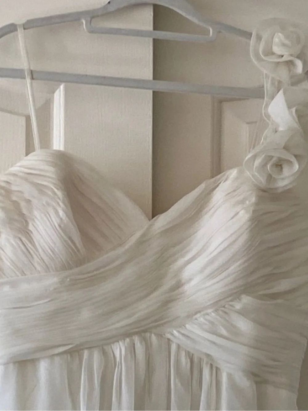 May Queen White One-Shoulder Floral Strap Chiffon A-Line Dress. Size 16 - Picture 3 of 10